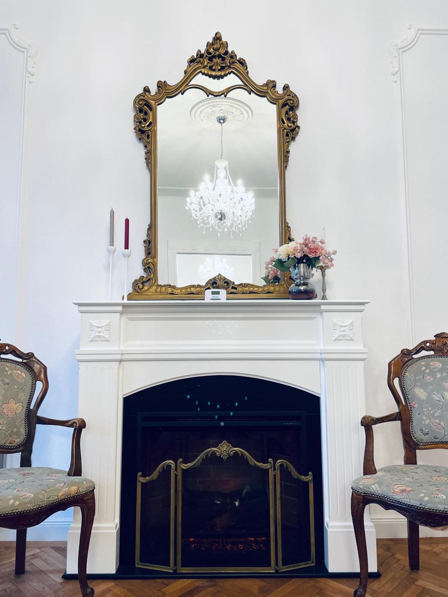 Littleparis Appartement Cluj-Napoca Buitenkant foto